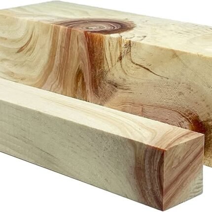 Çam Ağacı plaka, hafif ve ekonomik yapısı ile uygun fiyatlı tesbih üretimi için idealdir.